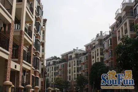 百盈花园价格翻番 2期板房及小区靓照鉴赏