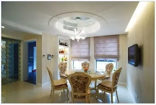 <em>80后女孩</em>豪装别墅 网上发图秀奢华新家(组图)_