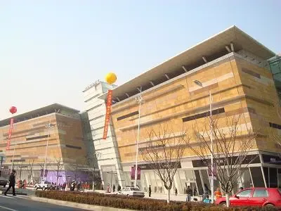 苏州久光百货简介 空中廊桥贯通圆融时代广场-苏州商业地产网-搜房网