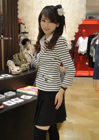 日本美魔女水谷雅子家居照