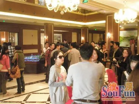 九龙仓时代上城新品发布会暨少儿模特大赛