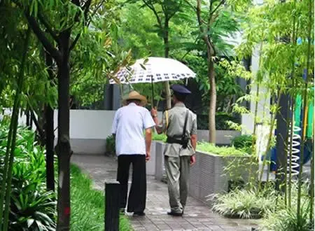 纯墅金牌物管护卫