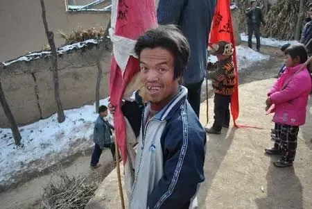 这就是中国贫穷农村的房子 看后国人皆汗颜