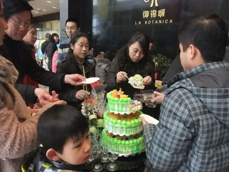 御锦城周末相约 浐灞销冠-土地资讯-中国土地挂