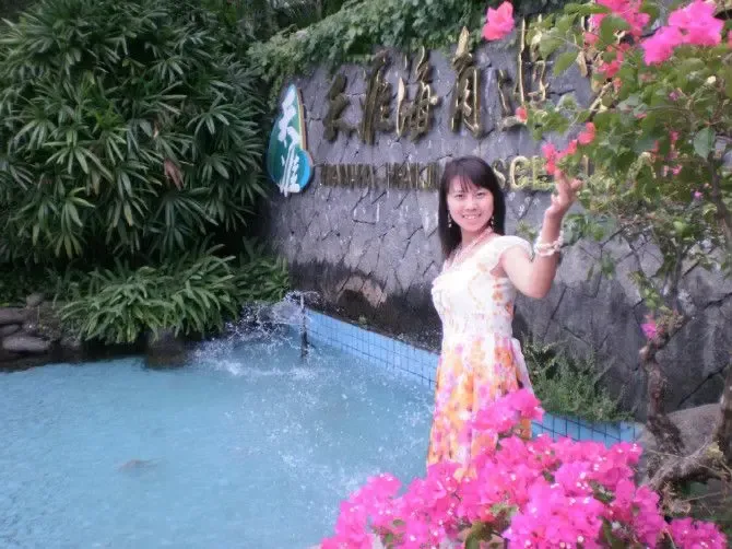 <em>女孩女人女</em>强人 13朵铿锵玫瑰绽放昆山地产圈