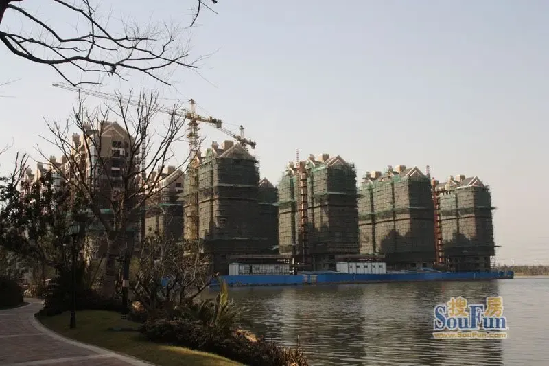 青浦客运站旭辉玫瑰湾 90平2+1房108万起-上