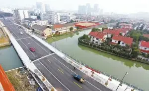 今年宁波打通首条断头路 江北莱茵堡北侧道路贯通