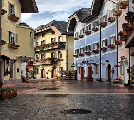 五矿哈施塔特:启动 发现小镇之美 手机摄影大赛