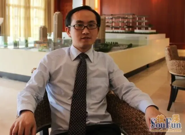 县前三号案场经理 王佐