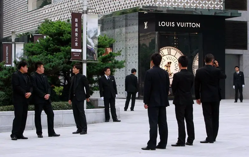 中国最大lv专卖店开业 奢侈品20强城市盘点(图