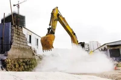 南山拆除1.5万平米违章搭建|搜房地产资讯