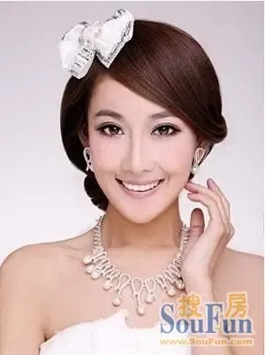 2012年<em>最受欢迎</em>的<em>新娘发型</em>_房产资讯-淮南搜