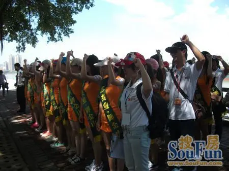 佳兆业御金山 美女骑行巡游 活动隆重举行-御金山业主论坛