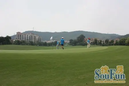 中信山语湖高尔夫球场