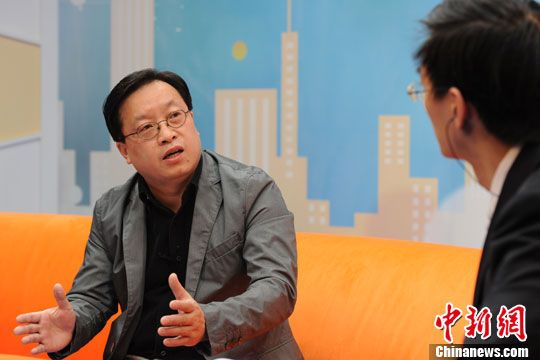中国房地产学会副会长、教授陈国强。