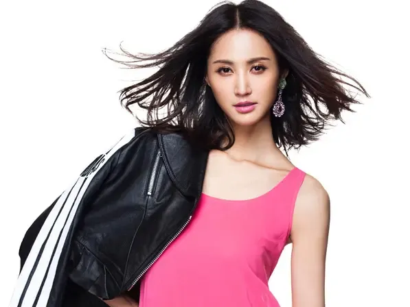 杨若兮秋日清新迷人写真图片