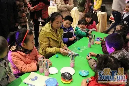 铭城携手蒙特梭利品格幼儿园及新百医疗机构签