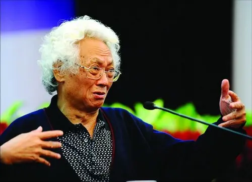 经济学家张五常中国房地产市场并不存在泡沫