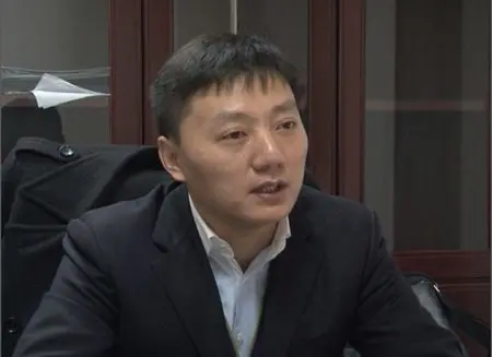 采访吴总的过程进行的非常顺利,他经常看着你的眼睛,点点头,慢条斯理