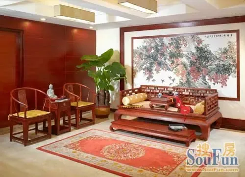 小编逛店:鸿普轩国寿红木家具 传承经典诗意而