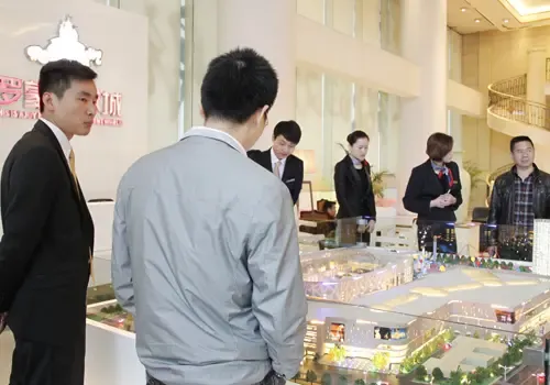 宁波人自己的 迪斯尼 罗蒙环球城美艳沙盘震撼