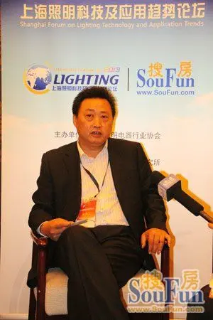 上海灯具城韩宗淮:摈弃传统市场弊端 逆市重开业