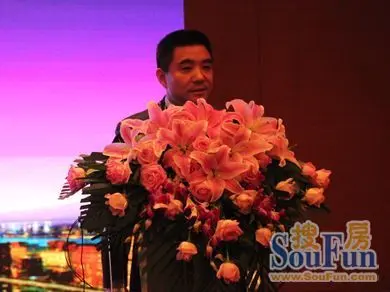 "的营销新模式悄然兴起,翠屏7盘联动,保利9盘围城,朗诗,荣盛各5盘齐发