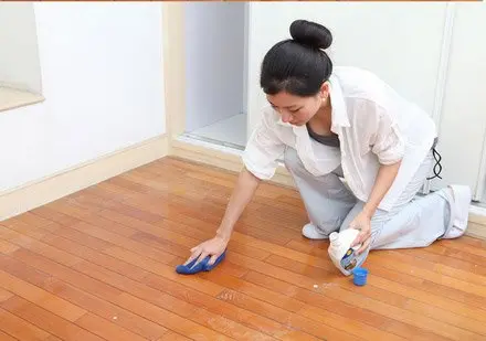 洁净如新过酷热   地砖地面清洁养护