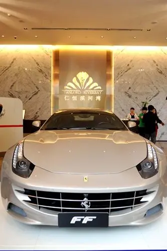 ff法拉利试乘试驾 成都首站落址仁恒滨河湾高清图片