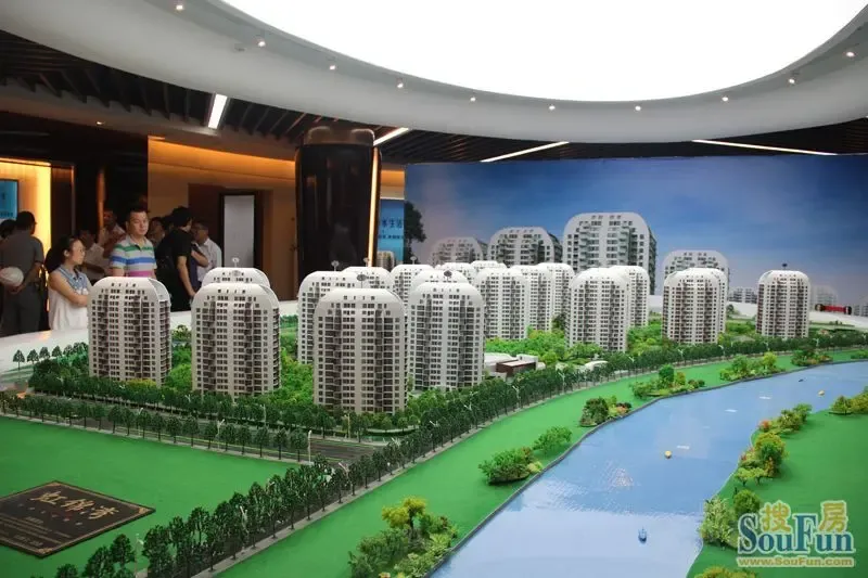 小编踩盘:科技城核心 虹锦湾双水岸人文住区遭