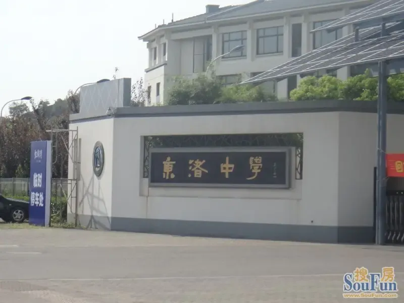 小编踩盘:科技城核心 虹锦湾双水岸人文住区遭