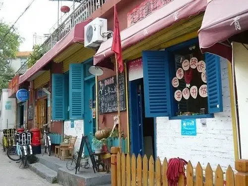 曾厝埯租金猛涨 家庭旅馆和店面不少歇业急转_房产资讯-厦门搜房网