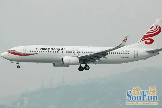 香港游迎暑期最高峰 厦门飞香港机票价几翻倍