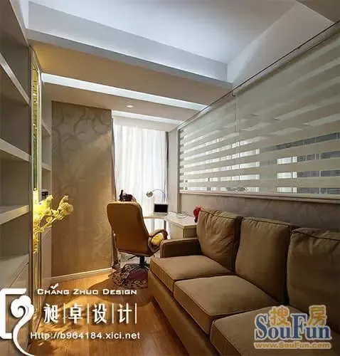 南京少妇沙发欲望自拍图片