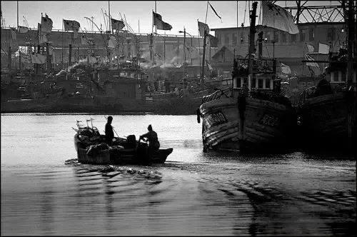 滨海之源:从小渔村演变到天碱工业区的滨海中