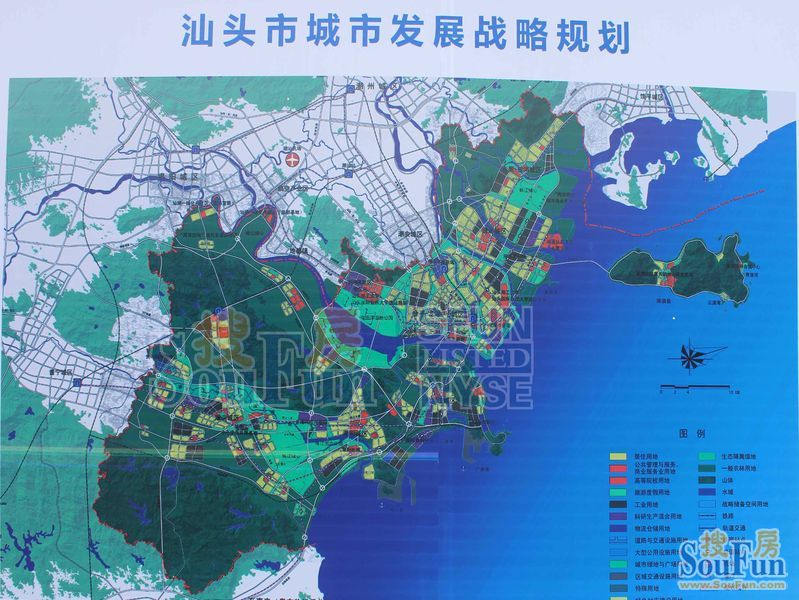 是汕潮揭三市交汇的心脏地带,连接揭阳空港经济区和潮州高铁站片区