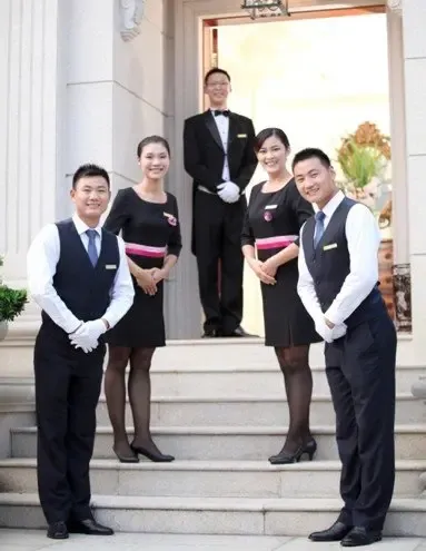 花溪碧桂园: 铂金凤凰管家 重新定义贵阳物业服务