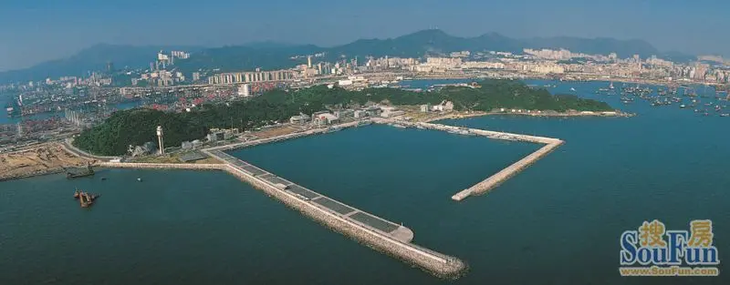 每14个香港人 就有一个住在中海的房子里