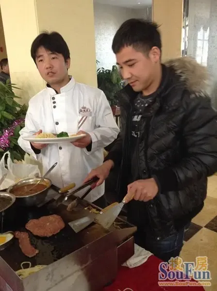 建业壹号城邦 舌尖上的牛排大作战浓情上演_房