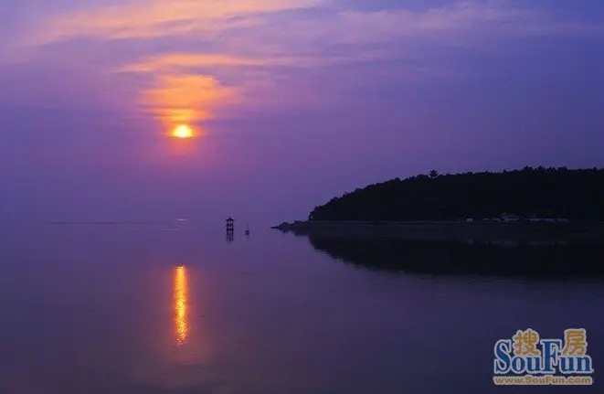 夕阳下巢湖景色