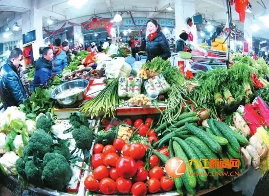 云南蔬菜批发：绿色通道连接都市餐桌