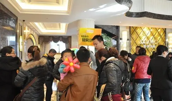 西安悦美国际工地围挡_悦美国际工地围挡_金