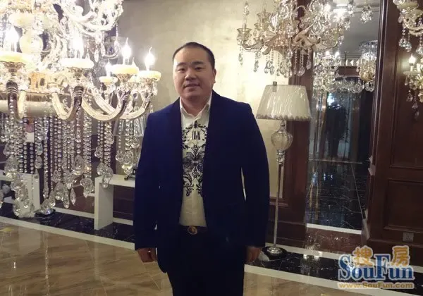 富丽宫灯饰项运年:质量第一 服务至上做好灯