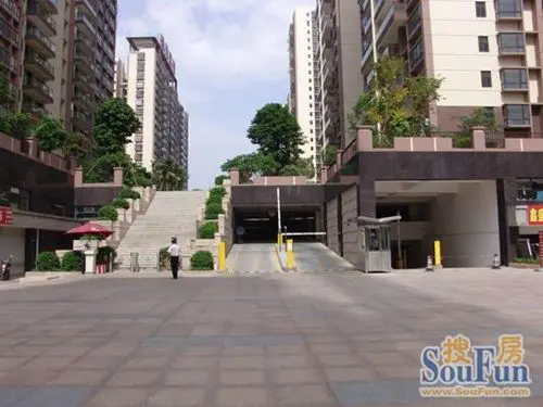 50% 小区地址: 青秀青秀路9号 小区简介:盛天茗城坐拥南宁国际会展