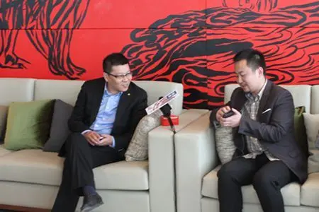 (绿地集团苏南房地产事业部南京公司总经理薛明辉与南京搜房网副总