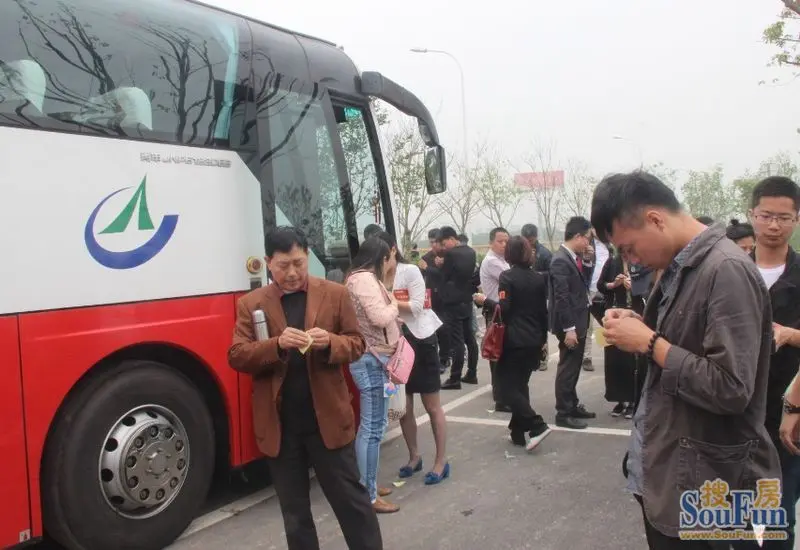 上海看房团掘金无锡万达旅游城