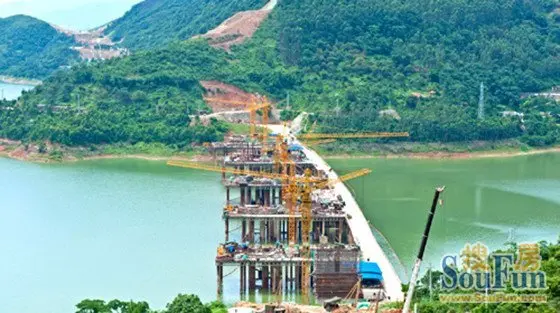 汕湛高速公路揭西至博罗揭阳段计划于2015年底通车,其中通过揭西横江