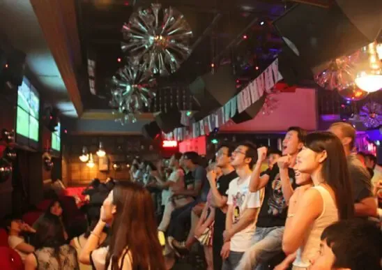 1:0德国绝杀阿根廷 保利足球之夜上演500人夏日狂欢_房产资讯-武汉搜房网