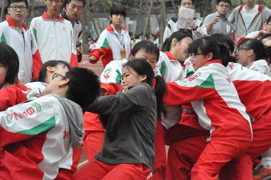 "开学季 我的中学长啥样"之树德中学-成都二手房 房