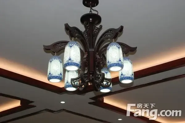 南城水乡千万级营销中心开馆VIP卡交2万抵五